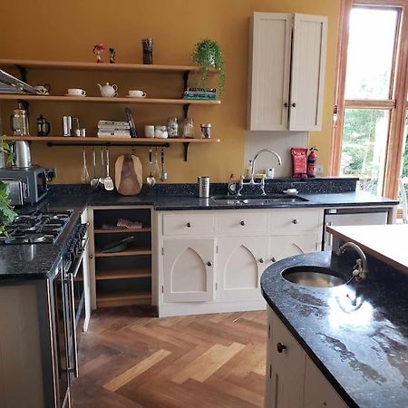 3 Bedroom 3 Bathroom Ground Floor Condo With Veranda 赖盖特 外观 照片